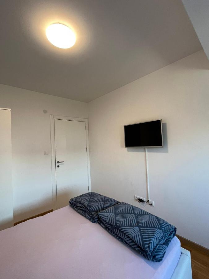 Apartman Lukana バニャ・ルカ エクステリア 写真