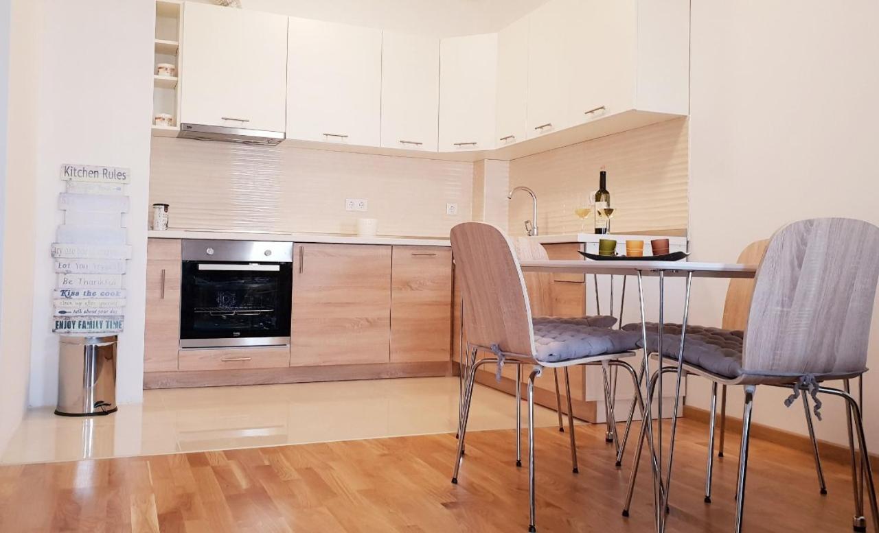 Apartman Lukana バニャ・ルカ エクステリア 写真